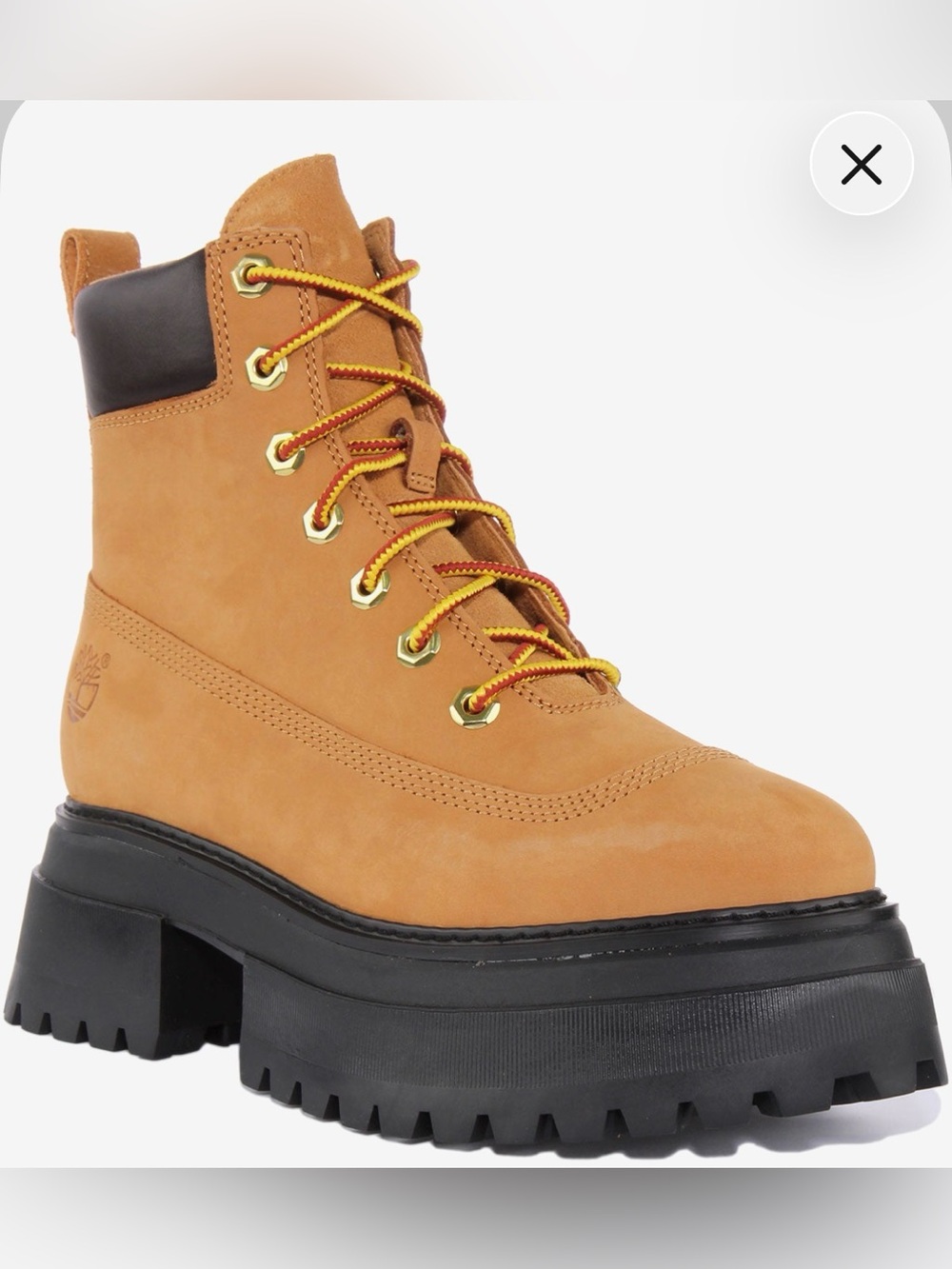 NWOT Women’s Timberland Sky 6-Inch Lace-Up Boots in Wheat Nubuck